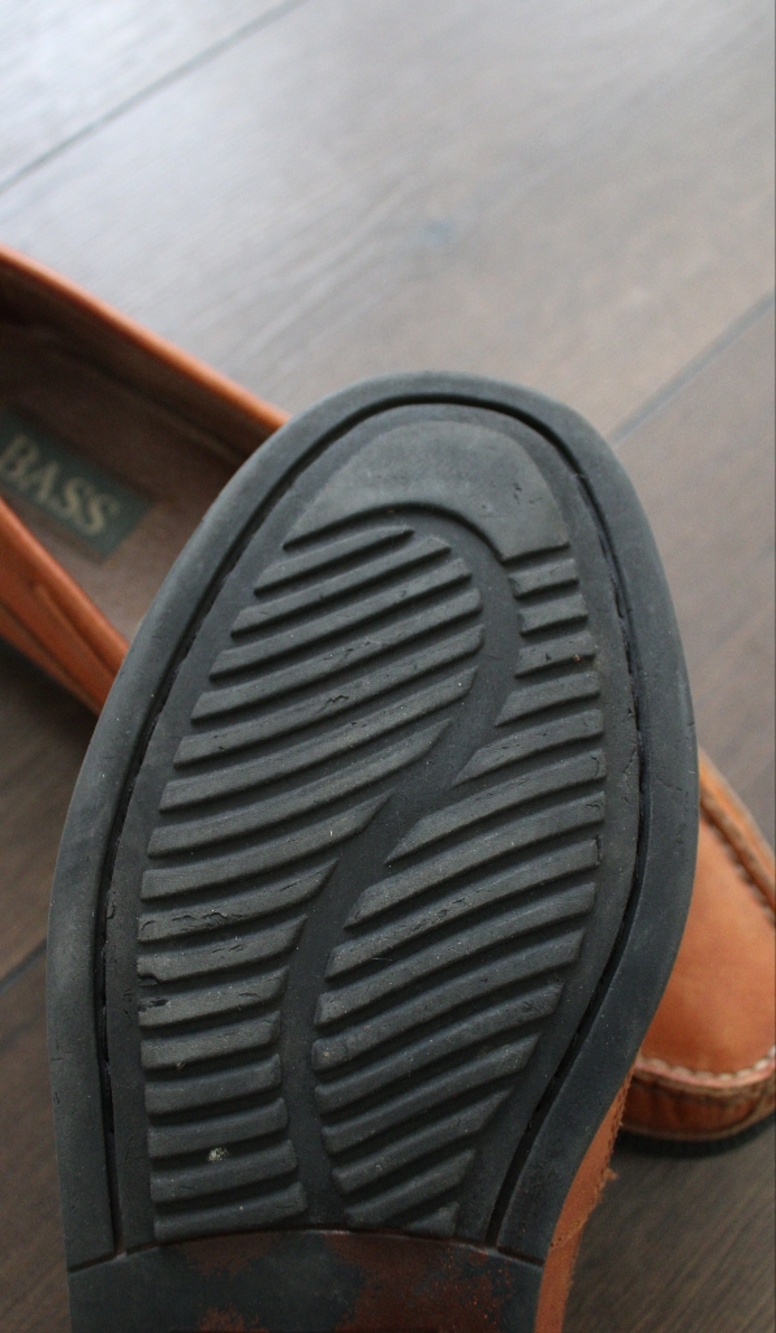 BASS Men's Tan Leather Tassel Loafers - Picture 6 of 7